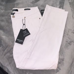NWT White Jeans